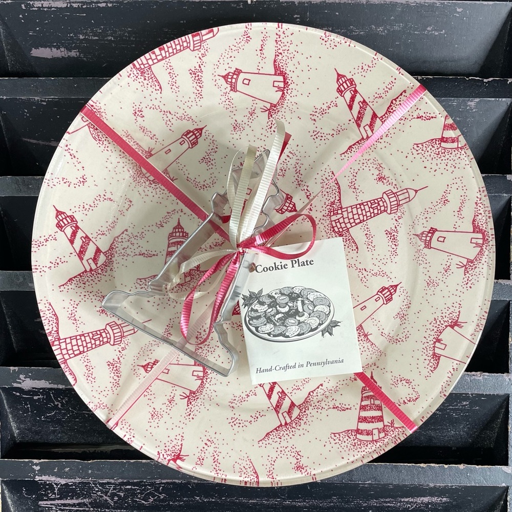 Lighthouses 10” Glass Cookie Plate & Cookie Cutter Gift Set
